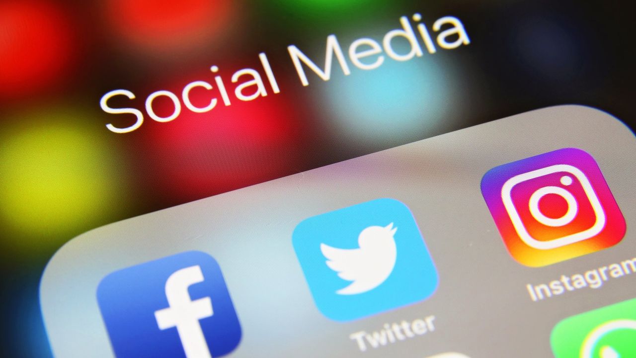 Twitter CEO'su Jack Dorsey Çöken Facebook Instagram ve WhatsApp ile Dalga Geçti