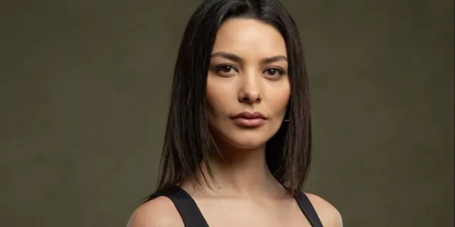 Hazal Filiz Küçükköse'nin Yeni Projesi Var mı?